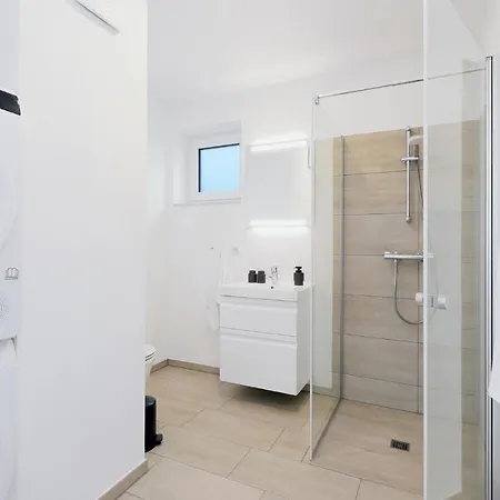 Cozy In Lembruch-duemmer With Wifi Apartment *